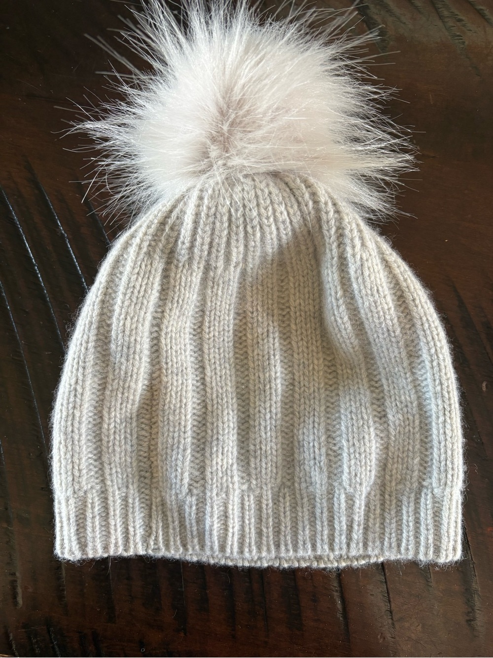 Aritzia Ribbed Knit Pom Pom Beanie